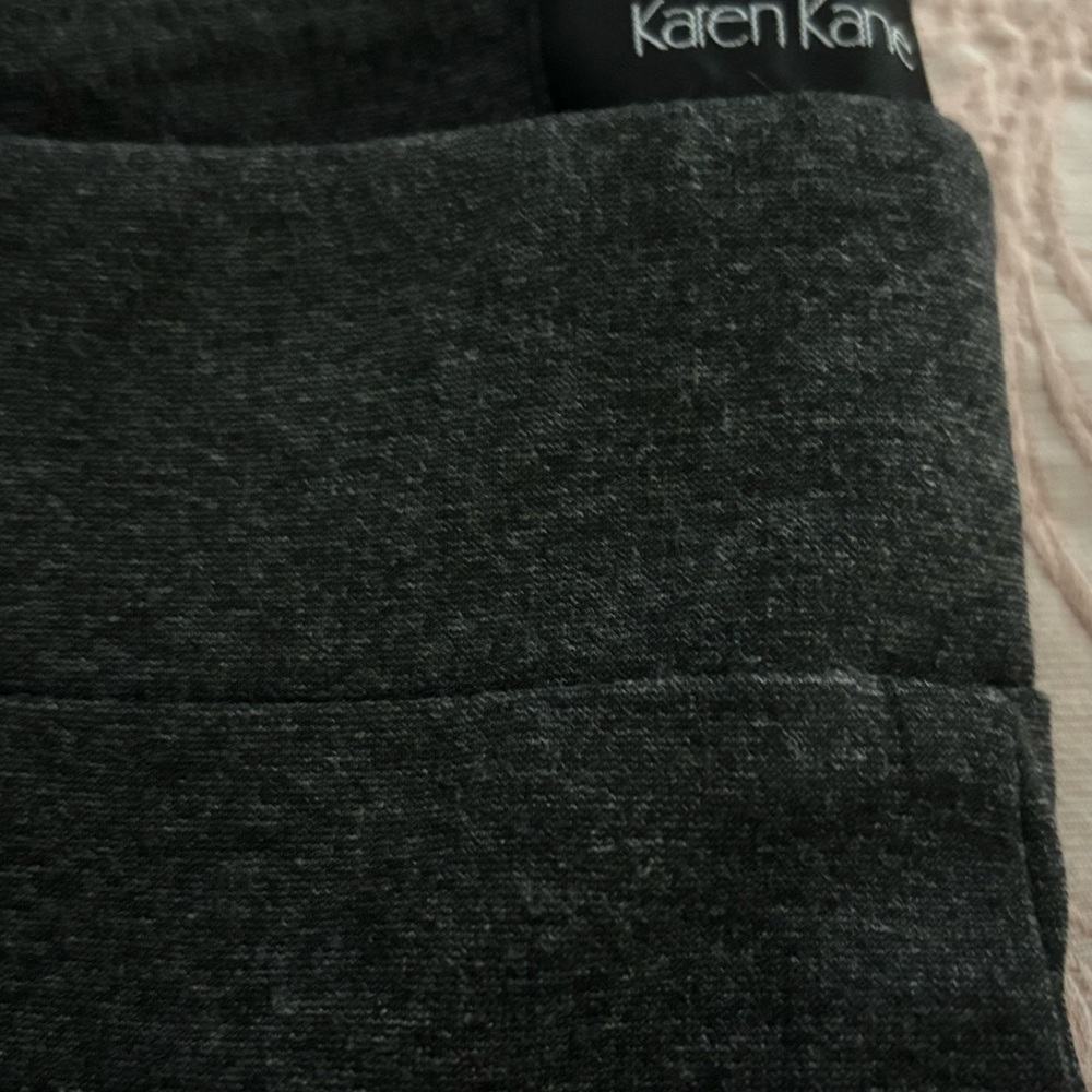 Karen Kane medium black Pants pull ups stretchy 31 x 26 comfortable‎